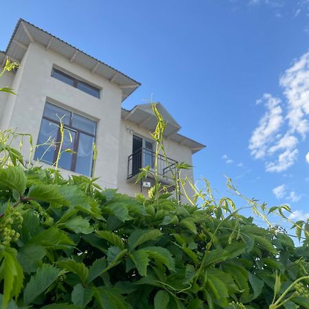 Wings Art Hotel Cholpon-Ata Ngoại thất bức ảnh