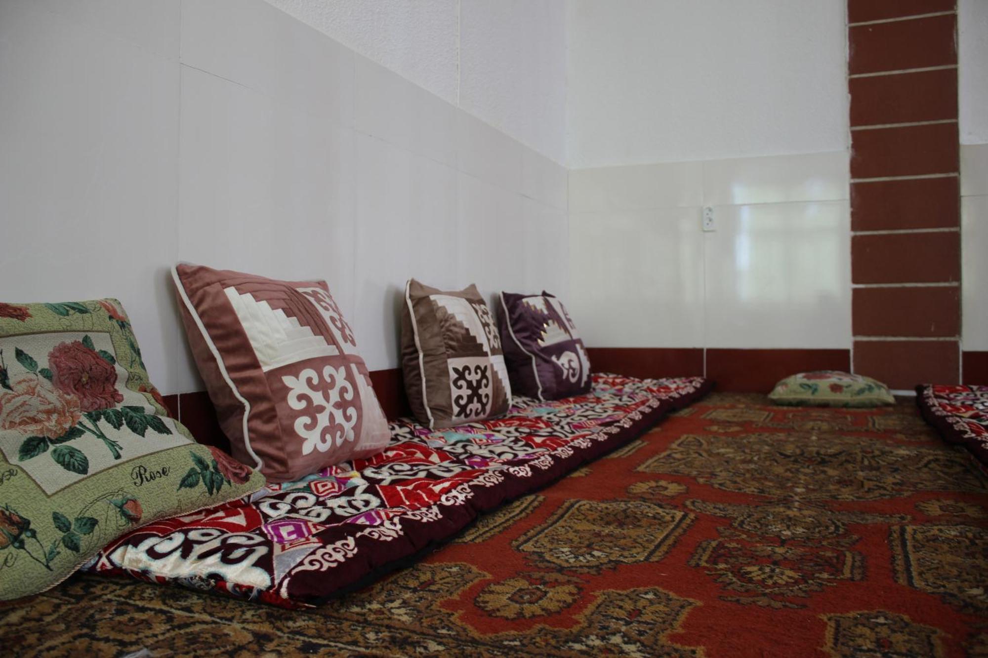 Wings Art Hotel Cholpon-Ata Ngoại thất bức ảnh