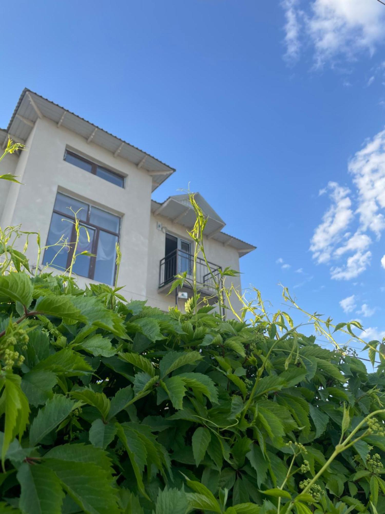 Wings Art Hotel Cholpon-Ata Ngoại thất bức ảnh